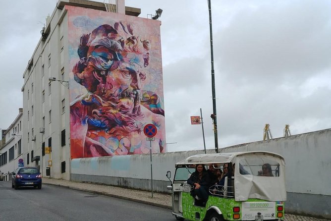 Tuk Tuk Lisbon: Exploring Urban Art - Guides who add more than directions