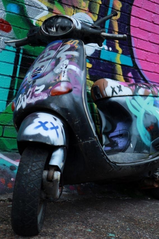 Urban Canvas: Exploring Shoreditch's Vibrant Street Art - Why the guide matters here