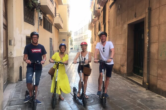 Valencia Street Art | Small Group Guided Tour by Bike - Why El Carmen works so well for street art