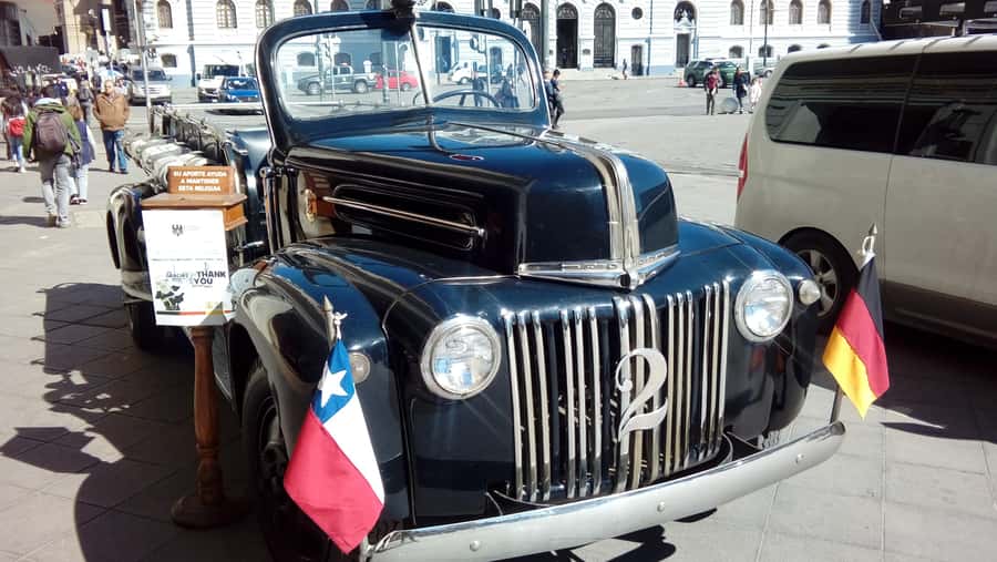 Valparaiso: Street Art, Funiculars and Port City Tour - The Piano Staircase and two churches