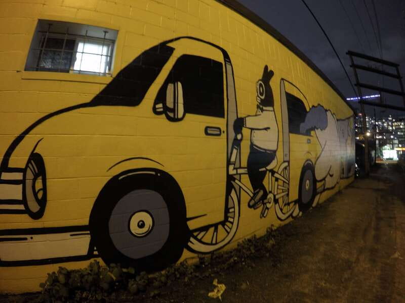 Vancouver: Street Art & Craft Beer Walking Tour with Tasting - Why Mount Pleasant makes a good setting