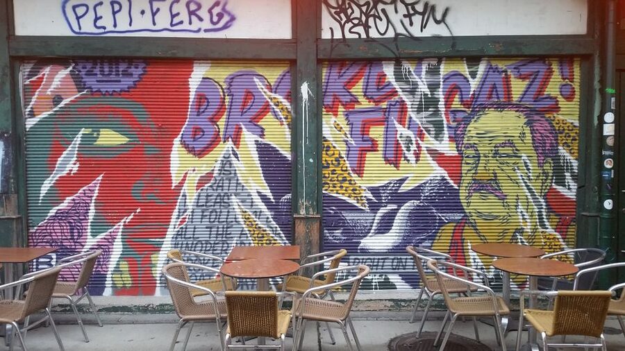 Vienna: 2-Hour Street Art Tour - Route two: Roßauer Lände and the Danube Canal