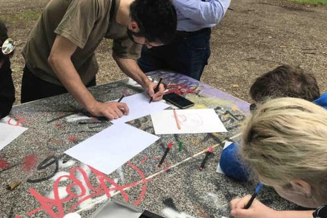 Workshop Graffiti Mural - Why families and teenagers may enjoy it
