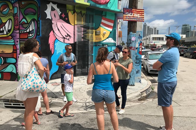 Wynwood French Guided Tour - Street Art - From artist area to public art district